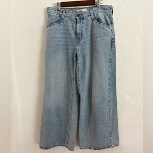 NWOT Levi’s Wide-Leg Light Blue Denim Jeans